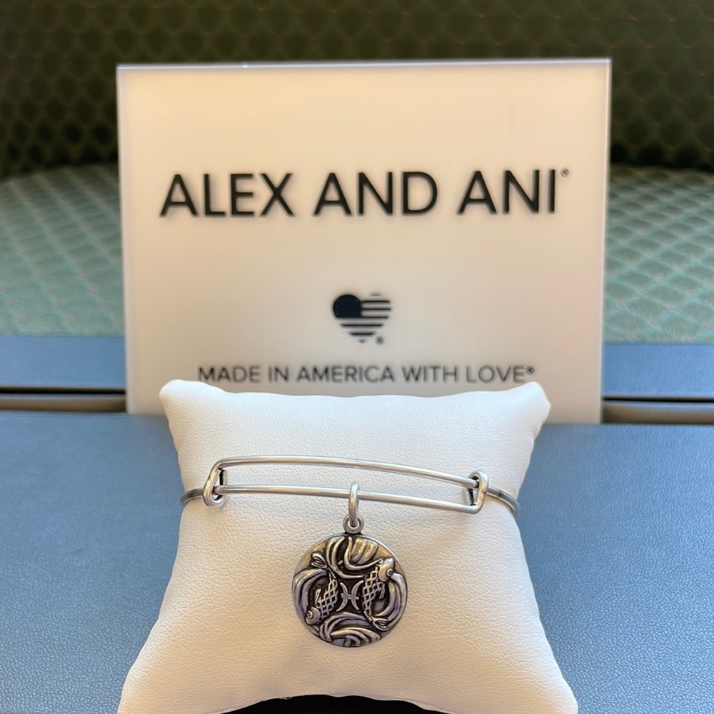 NWT Alex and Ani Pisces bracelet